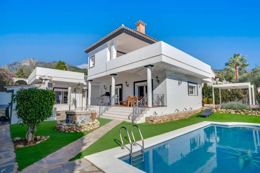Villa Marbella | 5-bed | €2.25M