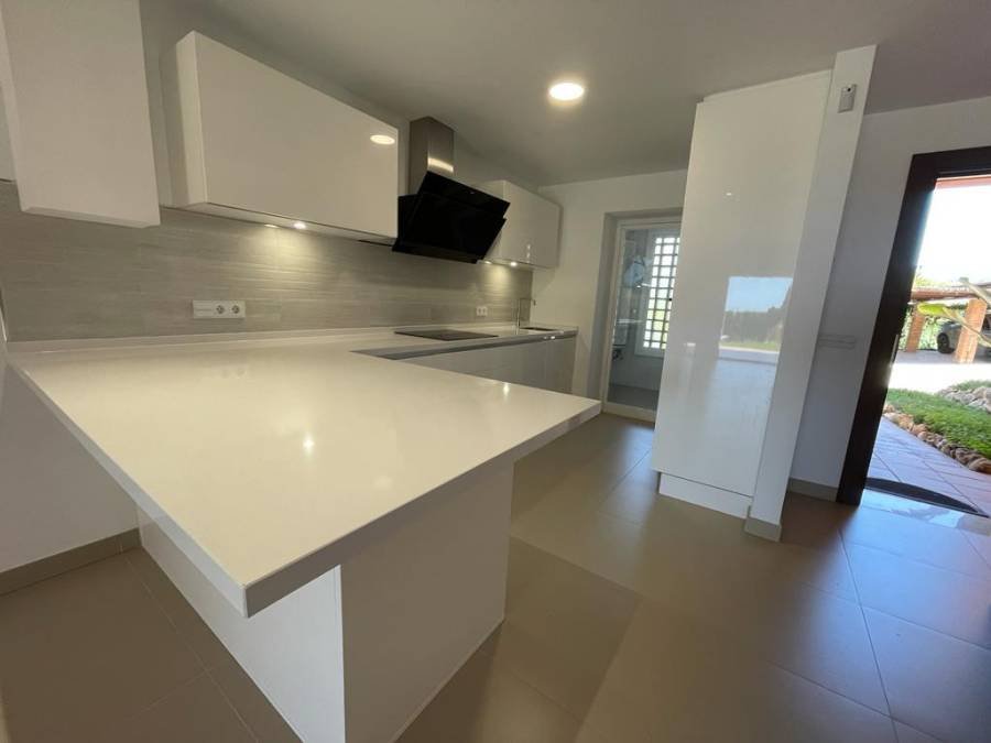 Town House in Paraíso Bellevue Benahavis | 3-bed | €0.68M