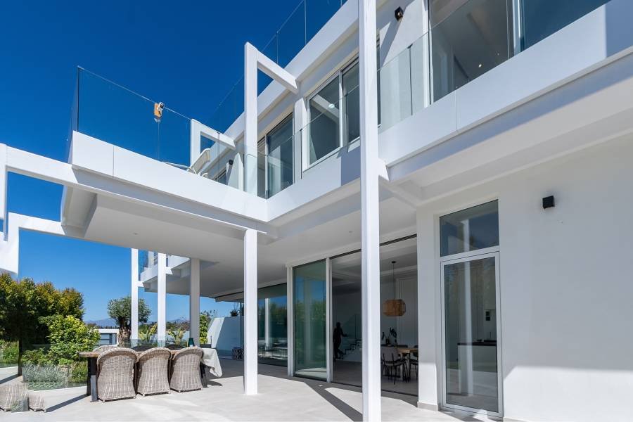 Villa Marbella | 4-bed | €1.95M