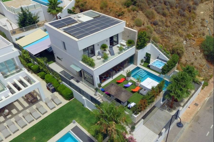Villa in Cala de Mijas Mijas Costa | 5-bed | €2.40M