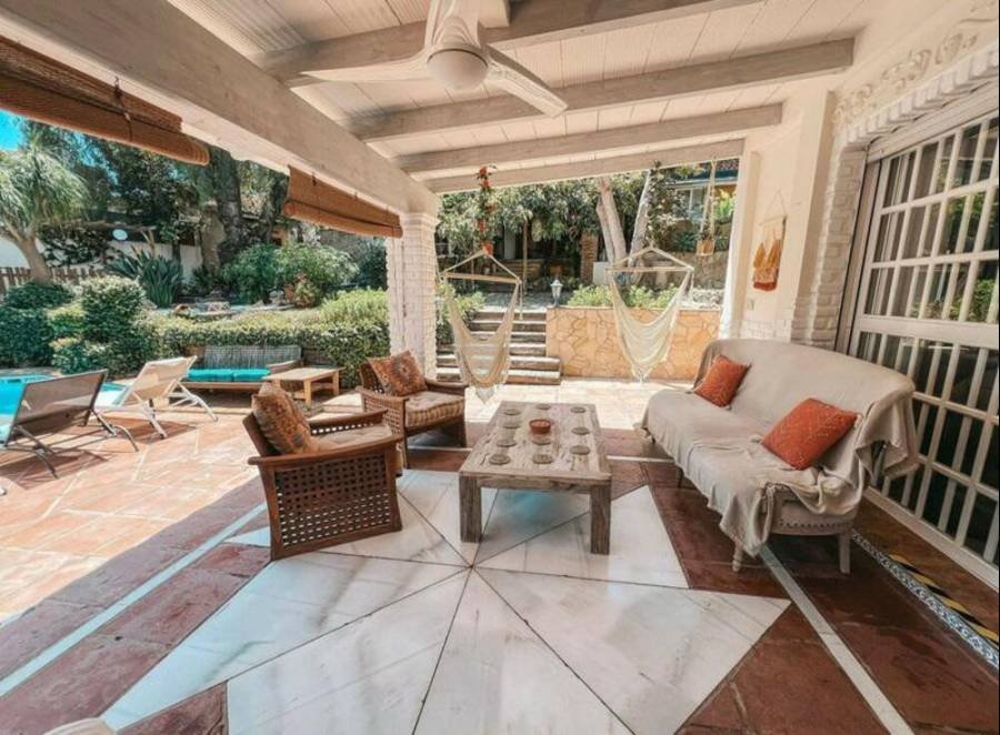 Villa in Nueva Andalucia Marbella | 5-bed | €1.60M