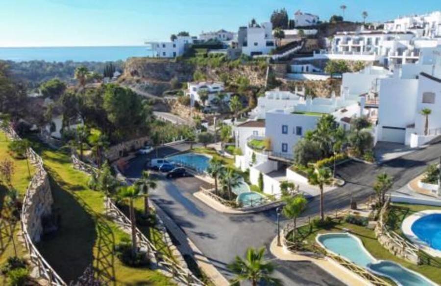 Apartment в Paraiso Pueblo, Benahavis | 3 спален | €0.60M