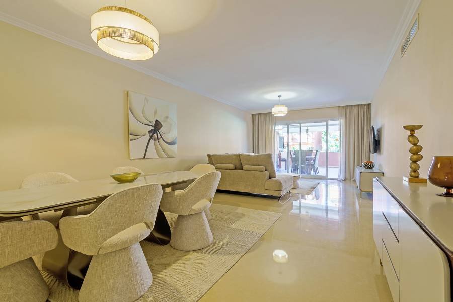 Ground Floor Apartment в Marbella - Puerto Banus, Marbella | 2 спален | €0.95M