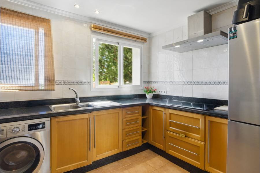 Duplex Penthouse в Nueva Andalucia, Marbella | 4 спален | €0.67M