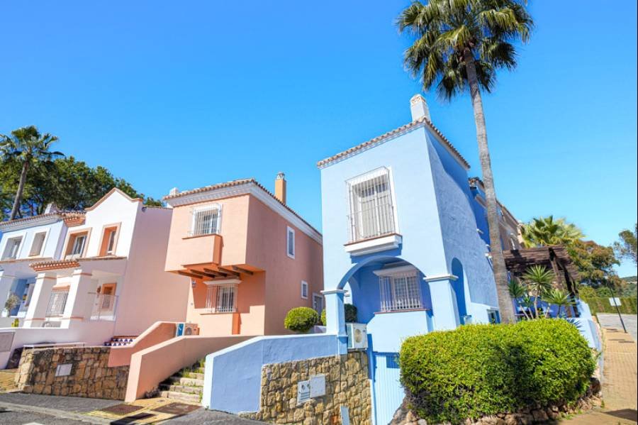 Town House в Nueva Andalucia, Marbella | 2 спален | €0.75M