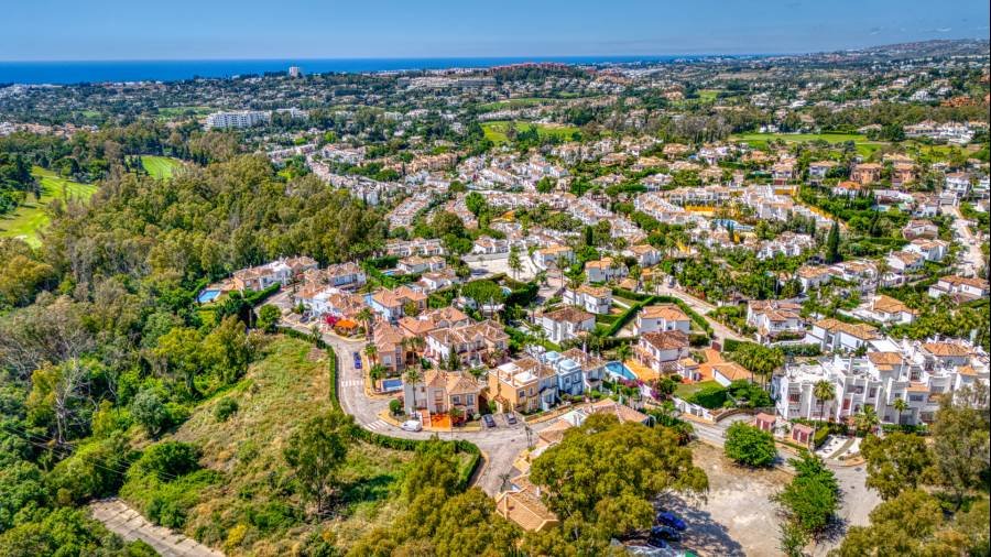 Town House в Nueva Andalucia, Marbella | 2 спален | €0.75M