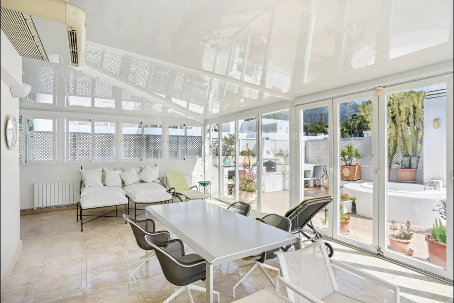 Duplex Penthouse in Marbella Golden Mile Marbella | 3-bed | €1.50M