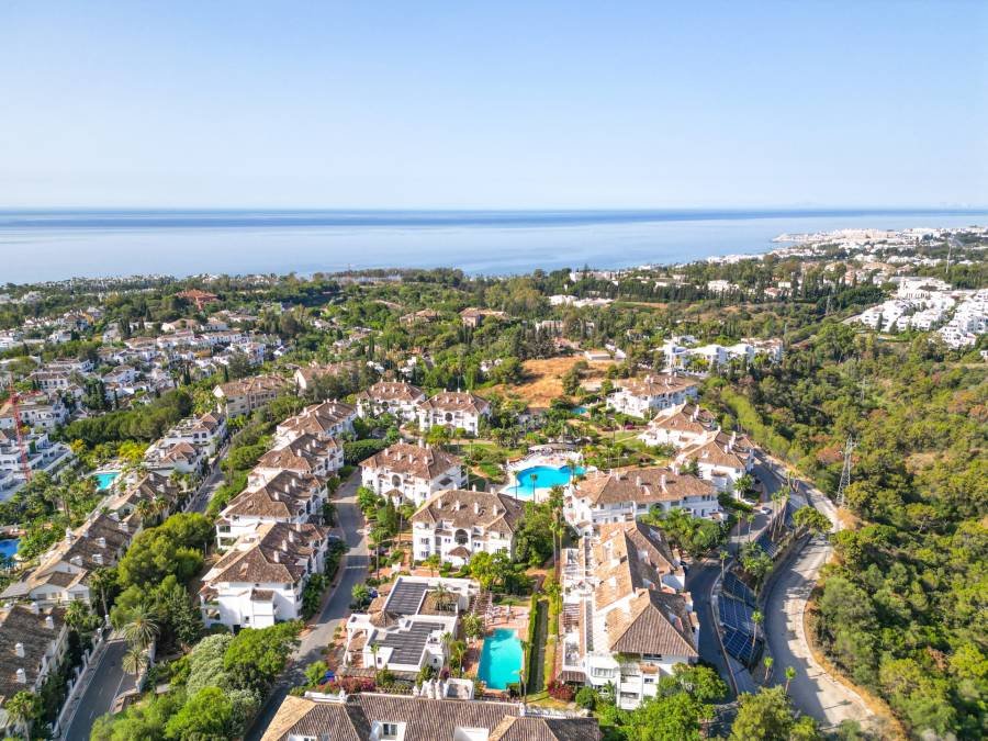 Duplex Penthouse in Marbella Golden Mile Marbella | 3-bed | €1.98M