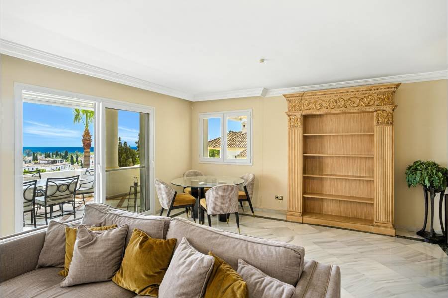 Duplex Penthouse in Marbella Golden Mile Marbella | 3-bed | €1.98M