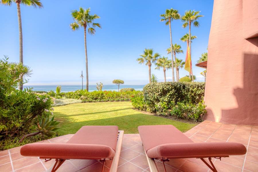 Ground Floor Apartment in Estepona East Estepona | 3-bed | €2.35M