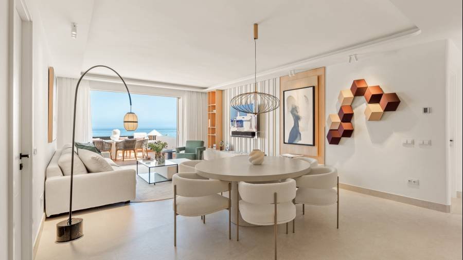Penthouse in Estepona East Estepona | 3-bed | €3.00M