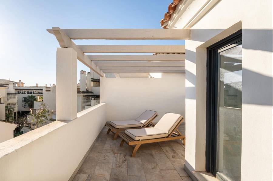 Town House в Estepona East, Estepona | 3 спален | €0.60M