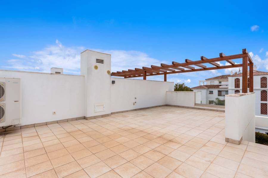 Town House в Calahonda, Mijas Costa | 4 спален | €0.86M