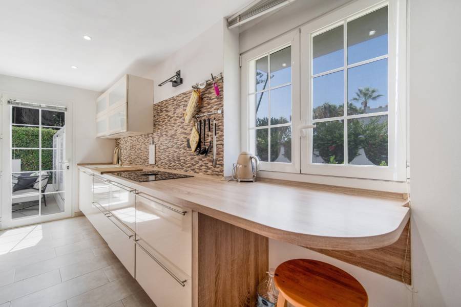Town House in Marbella Golden Mile Marbella | 4-bed | €3.95M