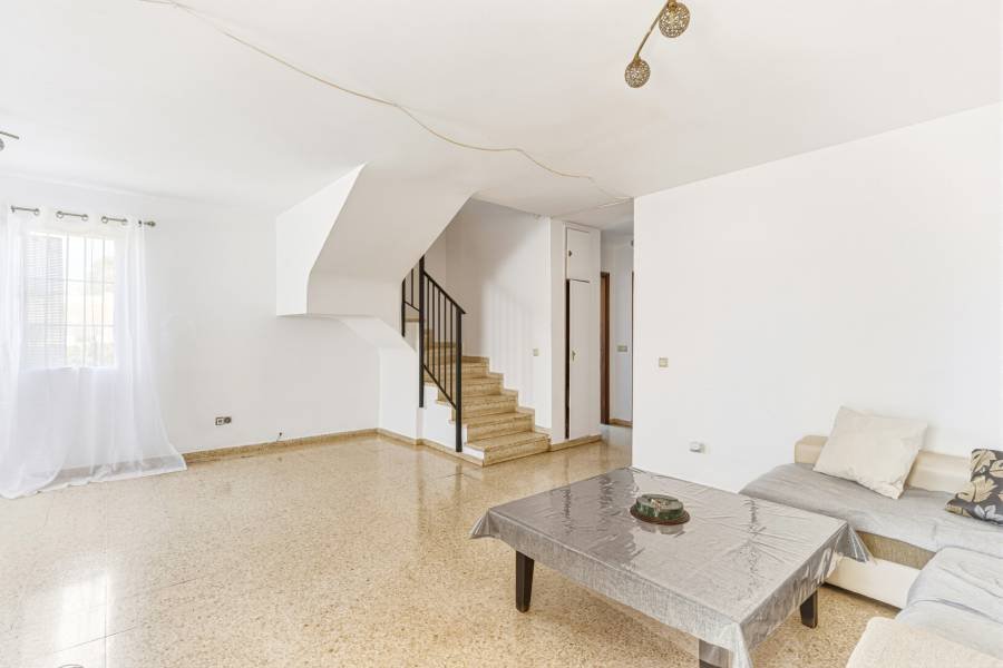 Town House в Estepona East, Estepona | 3 спален | €0.53M
