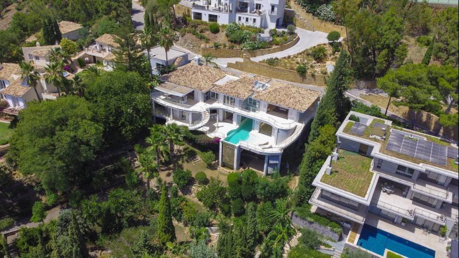 Villa in El Madroñal Benahavis | 5-bed | €4.60M