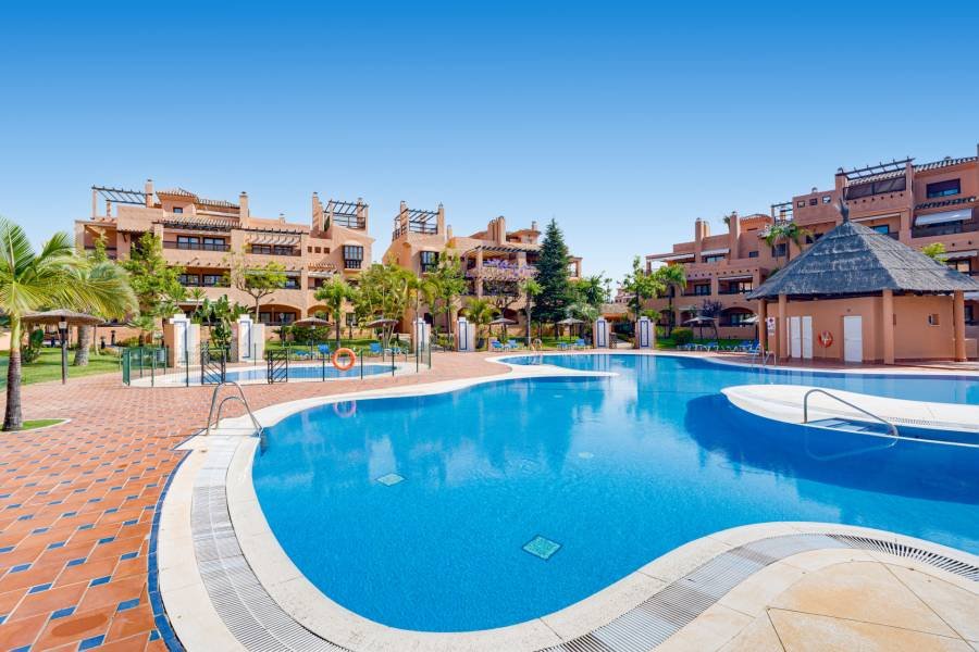 Duplex Penthouse в Estepona East, Estepona | 4 спален | €0.89M