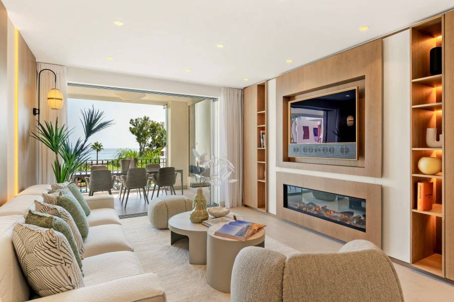 Apartment in Estepona East Estepona | 3-bed | €2.00M