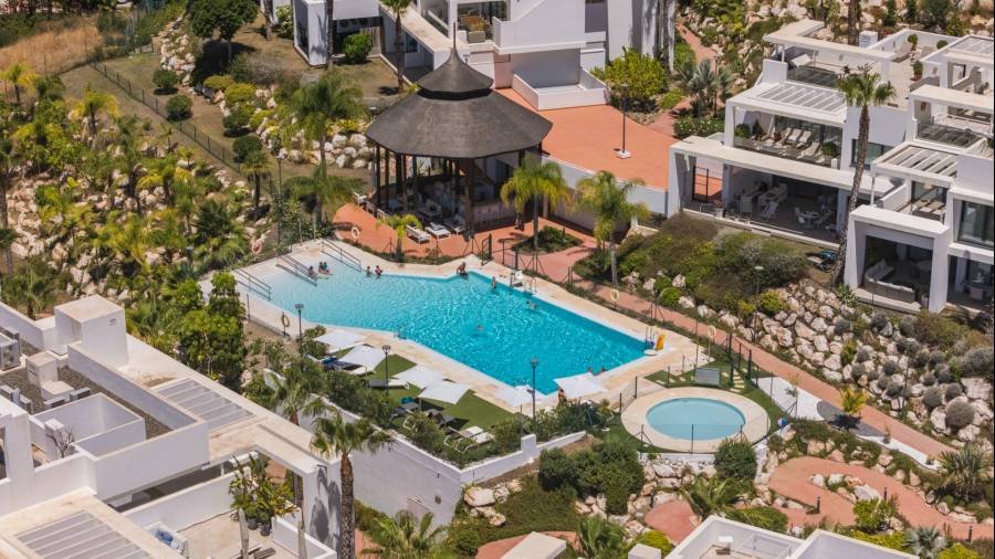 Duplex Penthouse в Atalaya Hills, Benahavis | 2 спален | €0.78M