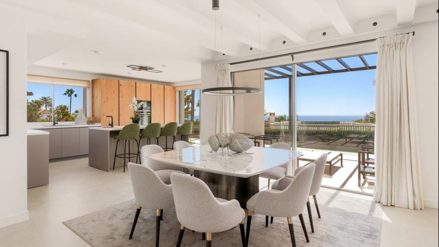 Villa in Marbella Golden Mile Marbella | 5-bed | €4.29M