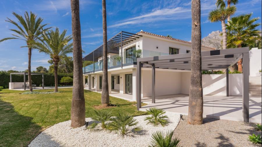 Villa in Marbella Golden Mile Marbella | 5-bed | €4.29M
