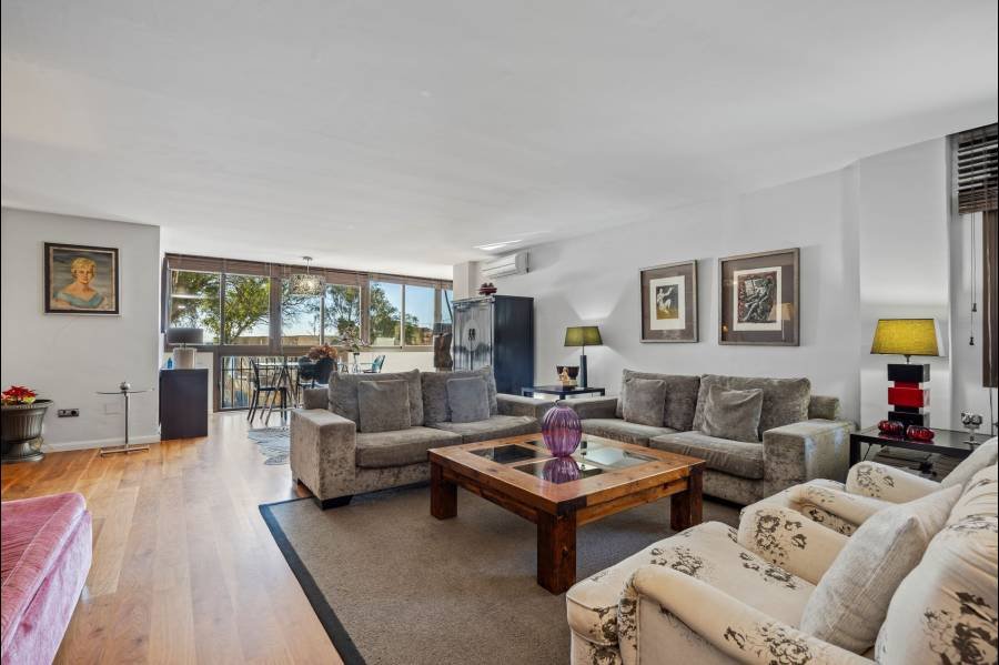 Apartment en Malaga - Este, Malaga | 4 dormitorios | €1.15M