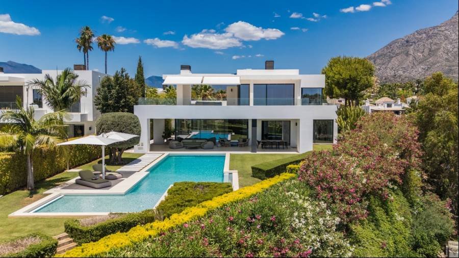 Villa en Marbella Golden Mile, Marbella | 5 dormitorios | €8.00M