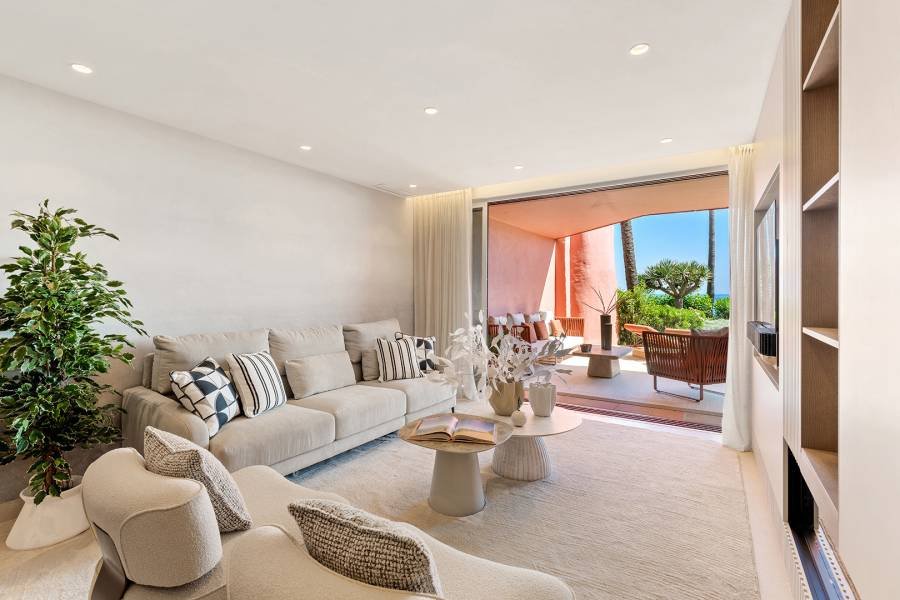 Ground Floor Apartment in Estepona East Estepona | 3-bed | €2.35M