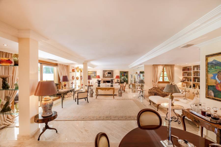 House in Nueva Andalucia Marbella | 4-bed | €3.50M
