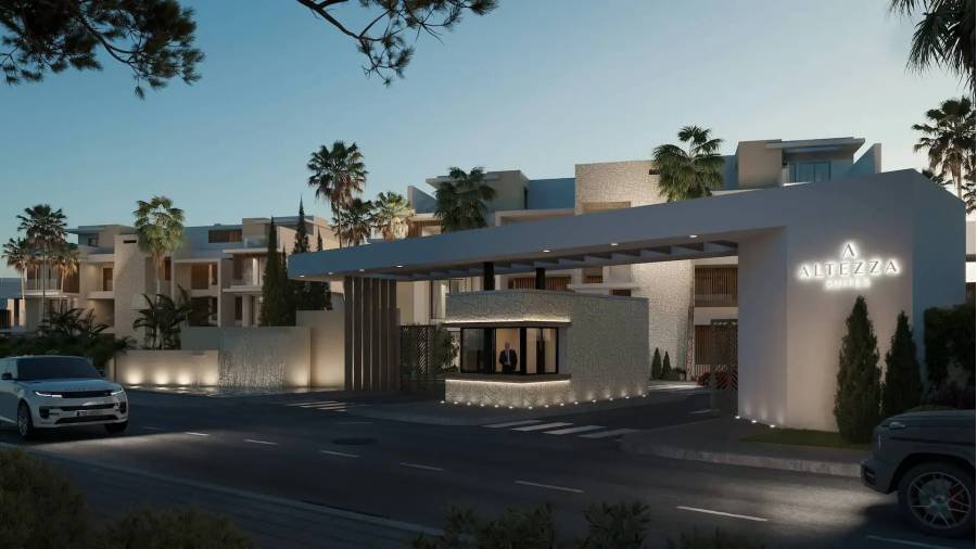 Apartment in Estepona East Estepona | 3-bed | €1.15M