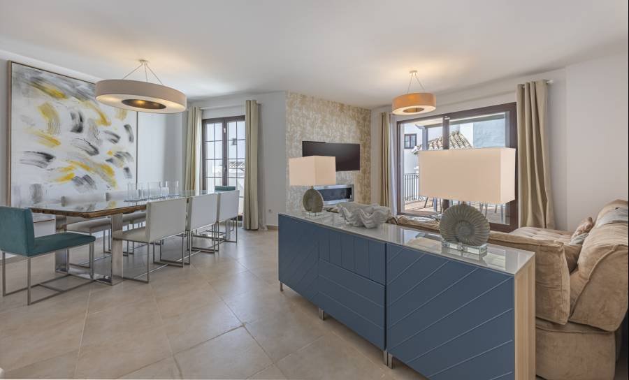 Triplex in Marbella Este Marbella | 4-bed | €0.80M