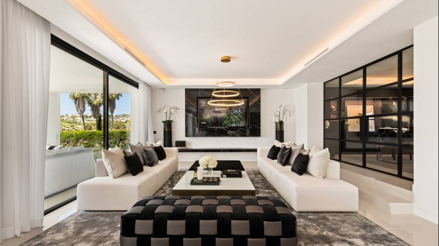 Villa in Nueva Andalucia Marbella | 6-bed | €6.00M