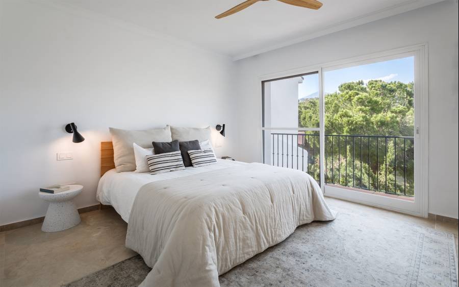 Town House in La Quinta Benahavis | 4-bed | €0.88M