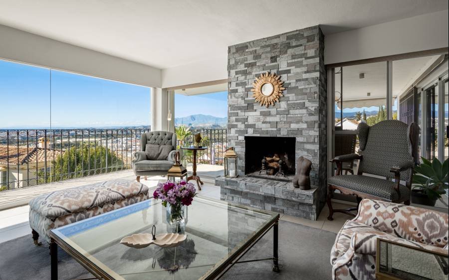 Villa in Nueva Andalucia Marbella | 4-bed | €2.20M
