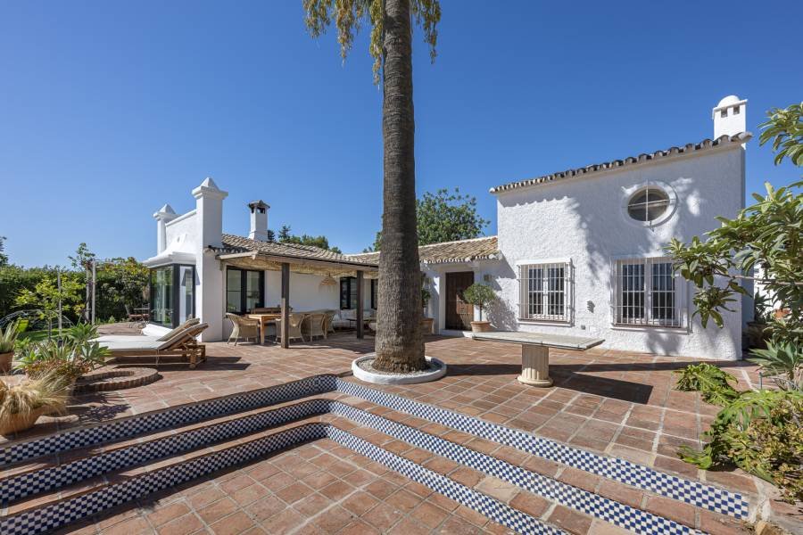 Villa in Guadalmina Alta San Pedro de Alcantara | 4-bed | €1.65M