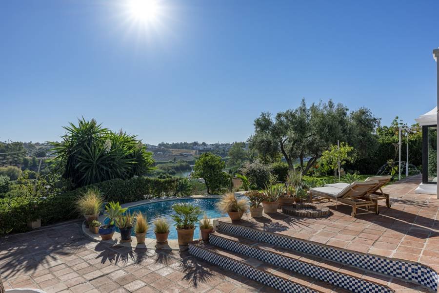 Villa in Guadalmina Alta San Pedro de Alcantara | 4-bed | €1.65M