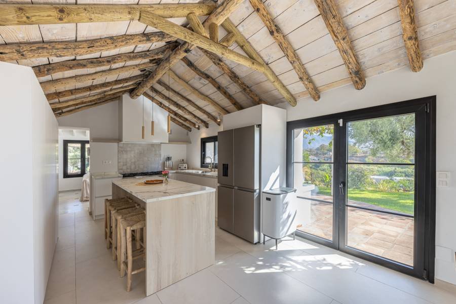 Villa in Guadalmina Alta San Pedro de Alcantara | 4-bed | €1.65M