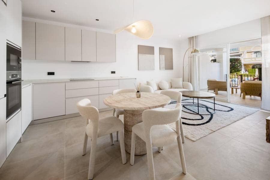 Apartment в Nueva Andalucia, Marbella | 3 спален | €0.65M