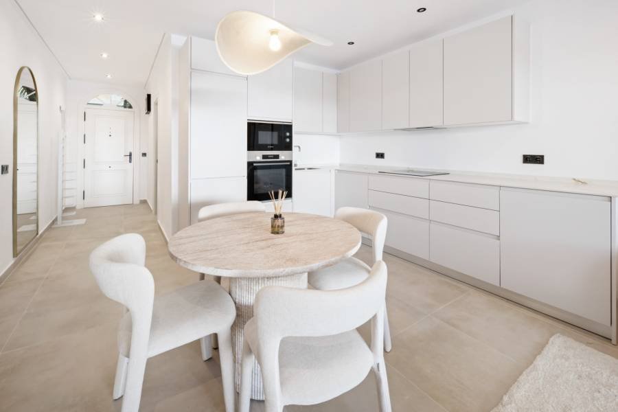 Apartment в Nueva Andalucia, Marbella | 3 спален | €0.65M