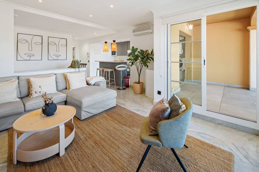 Duplex в Nueva Andalucia, Marbella | 2 спален | €0.54M