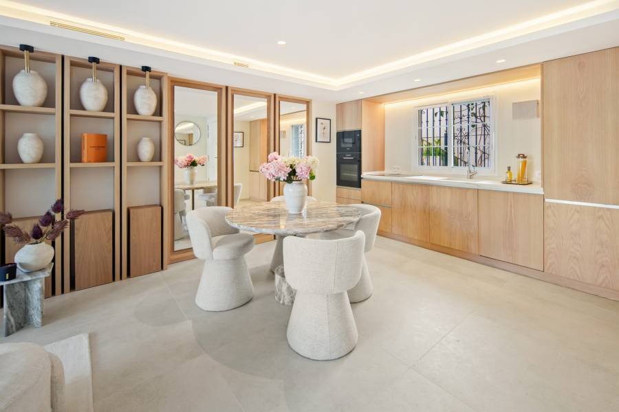 Town House in Marbella Golden Mile Marbella | 3-bed | €1.50M