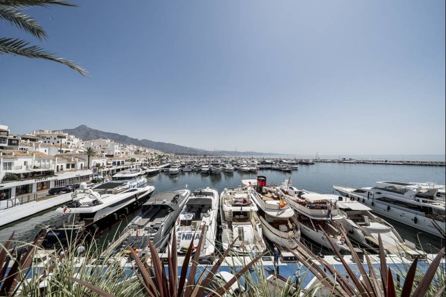 Duplex in Marbella - Puerto Banus Marbella | 3-bed | €3.20M