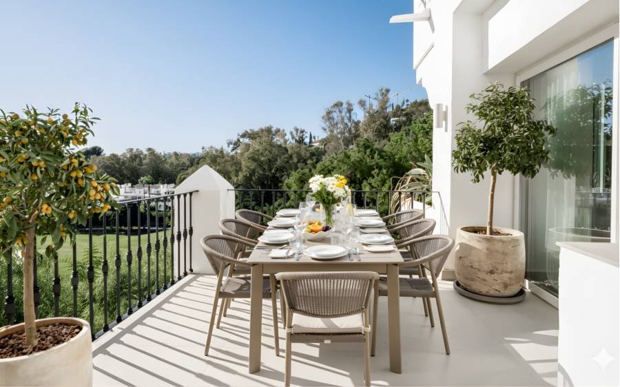 Duplex в La Quinta, Benahavis | 3 спален | €0.80M