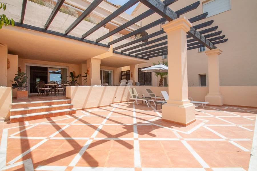 Apartment в Nueva Andalucia, Marbella | 2 спален | €0.75M