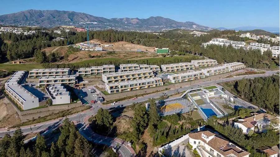 Town House in Malaga - Puerto de la Torre Malaga | 3-bed | €0.96M