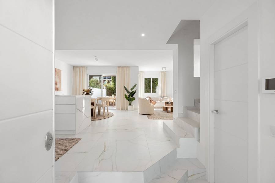 Town House в Nueva Andalucia, Marbella | 3 спален | €0.90M