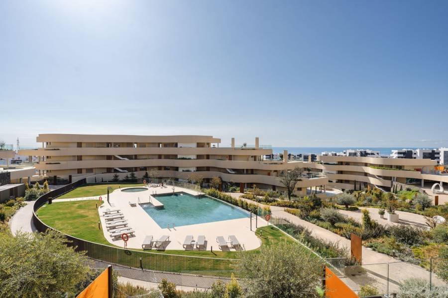 Apartment в El Higueron, Fuengirola | 2 спален | €0.76M