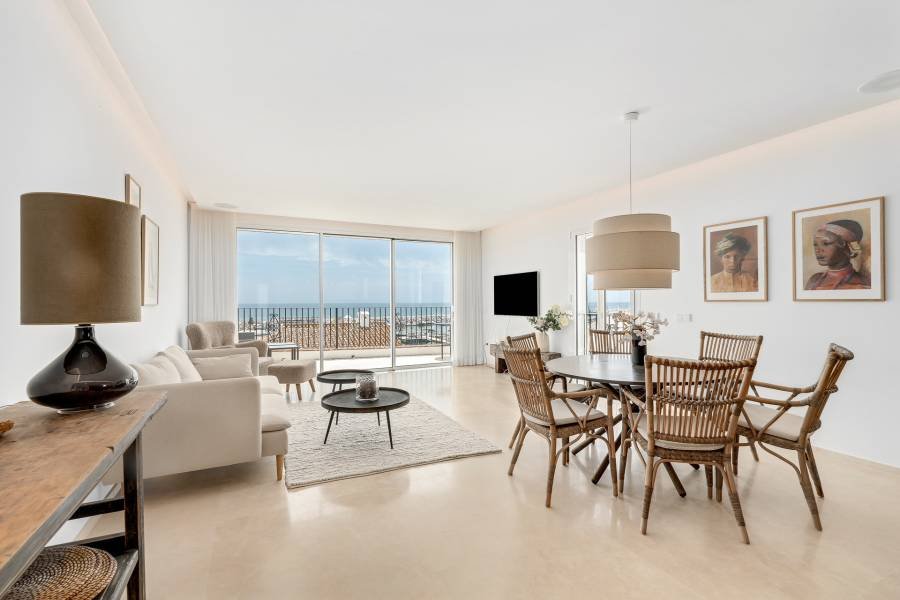 Penthouse in Marbella - Puerto Banus Marbella | 2-bed | €1.40M