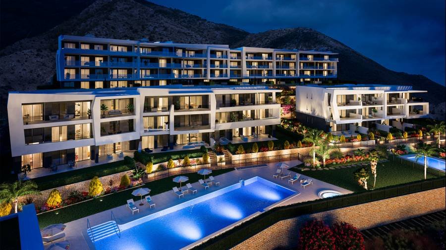 Ground Floor Apartment в El Higueron, Fuengirola | 3 спален | €0.78M