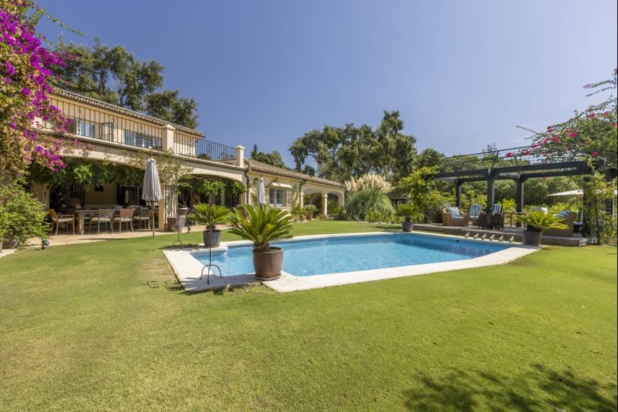 Villa in Sotogrande Alto Sotogrande | 3-bed | €3.00M